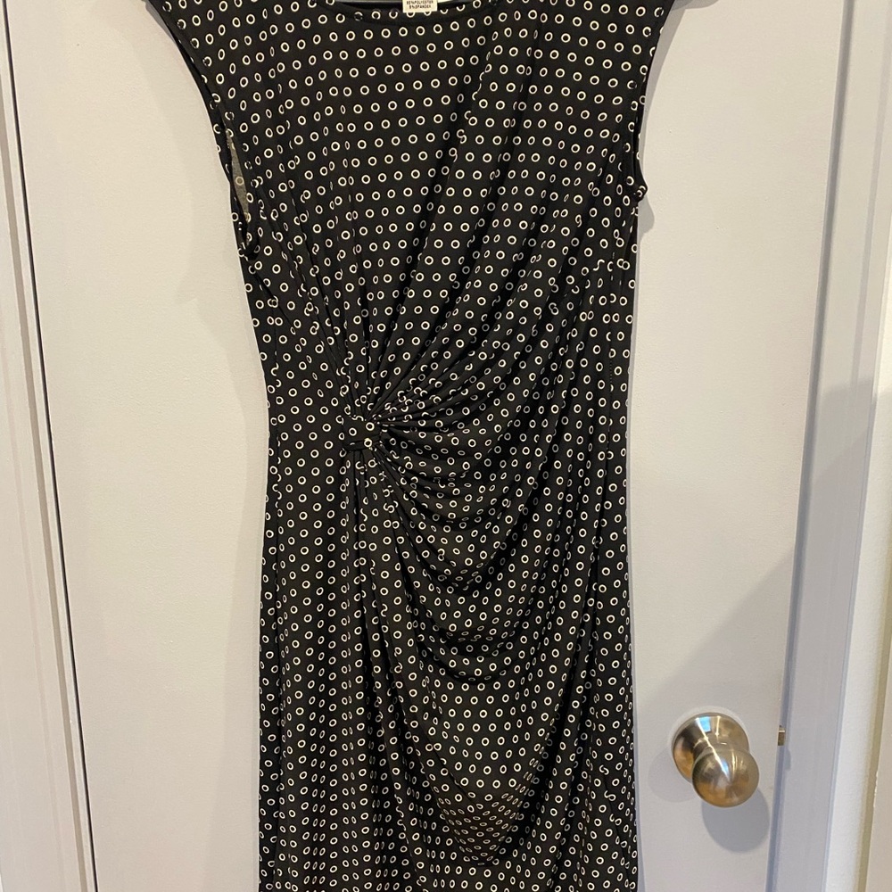 Max Studio Black and White Circle Pattern Midi Dress
